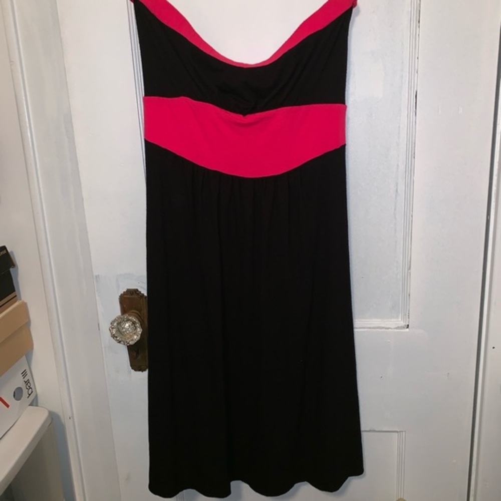GUESS strapless dress
